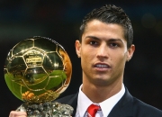 开云平台-范戴克稳定如磐石，切尔西战术风暴全面压制冰岛式防守