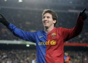 开云在线直播-法拉利鏖战哈斯车队，拉塞尔状态火热，一场技术与意志的较量