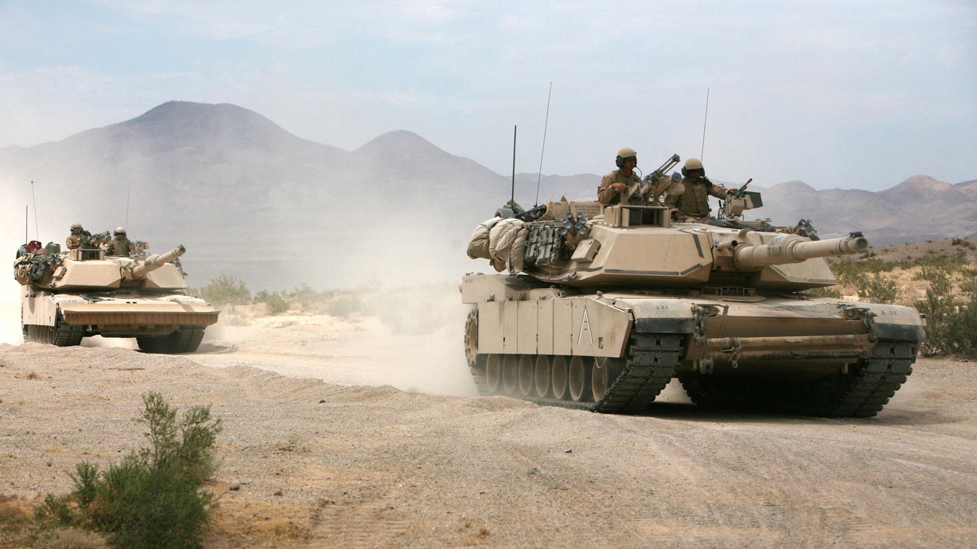 浓眉连续得分拉开差距，马刺防守锁死76人，一场战术与意志的较量