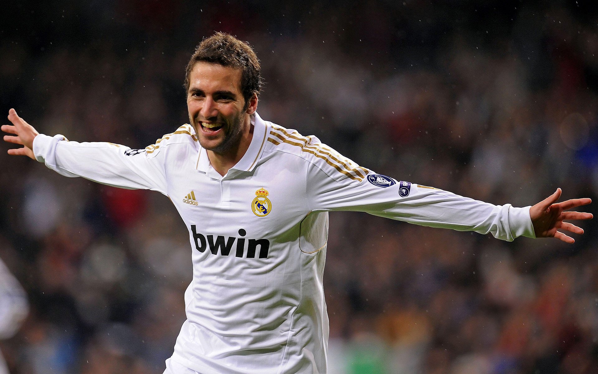 阿拉巴的无解密码，当比利时黄金一代遇见卡塔尔，足球智慧如何破解金元足球？