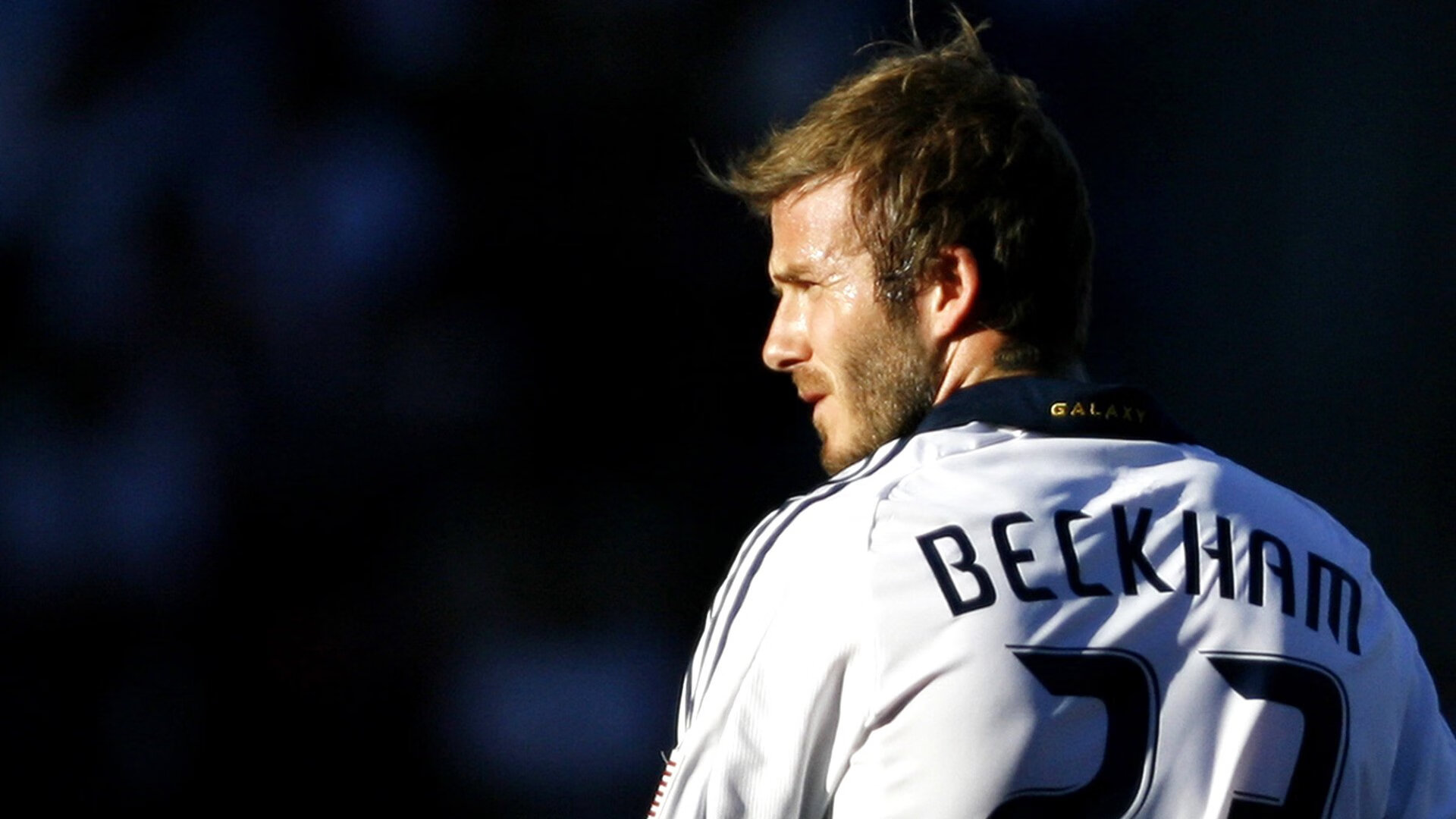 富安健洋进攻端闪耀，曼城斩落多特蒙德背后的战术革命